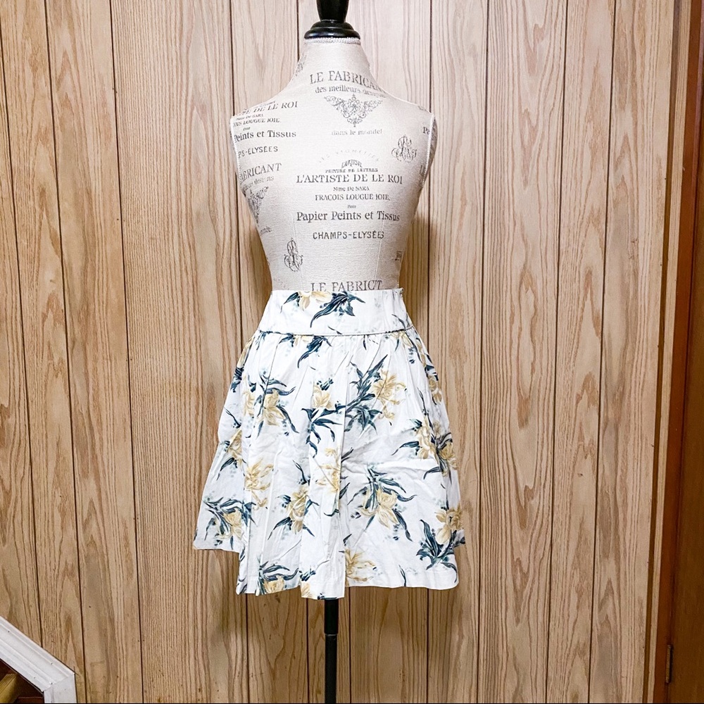 Ricki’s Floral mini skirt